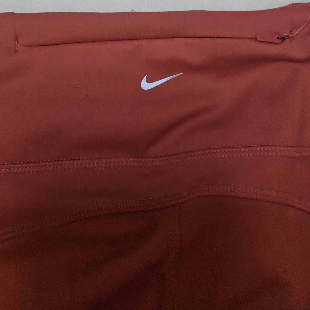 Nike Ladies Dry Fit Leggins. NWOT. Size M. Fits S/M. - Picture 5 of 8